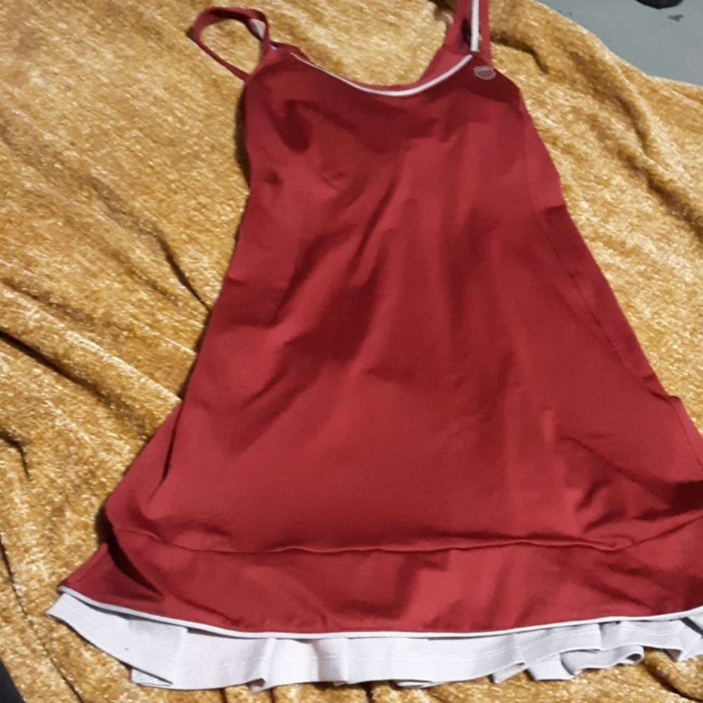 K swiss athletic dress medium